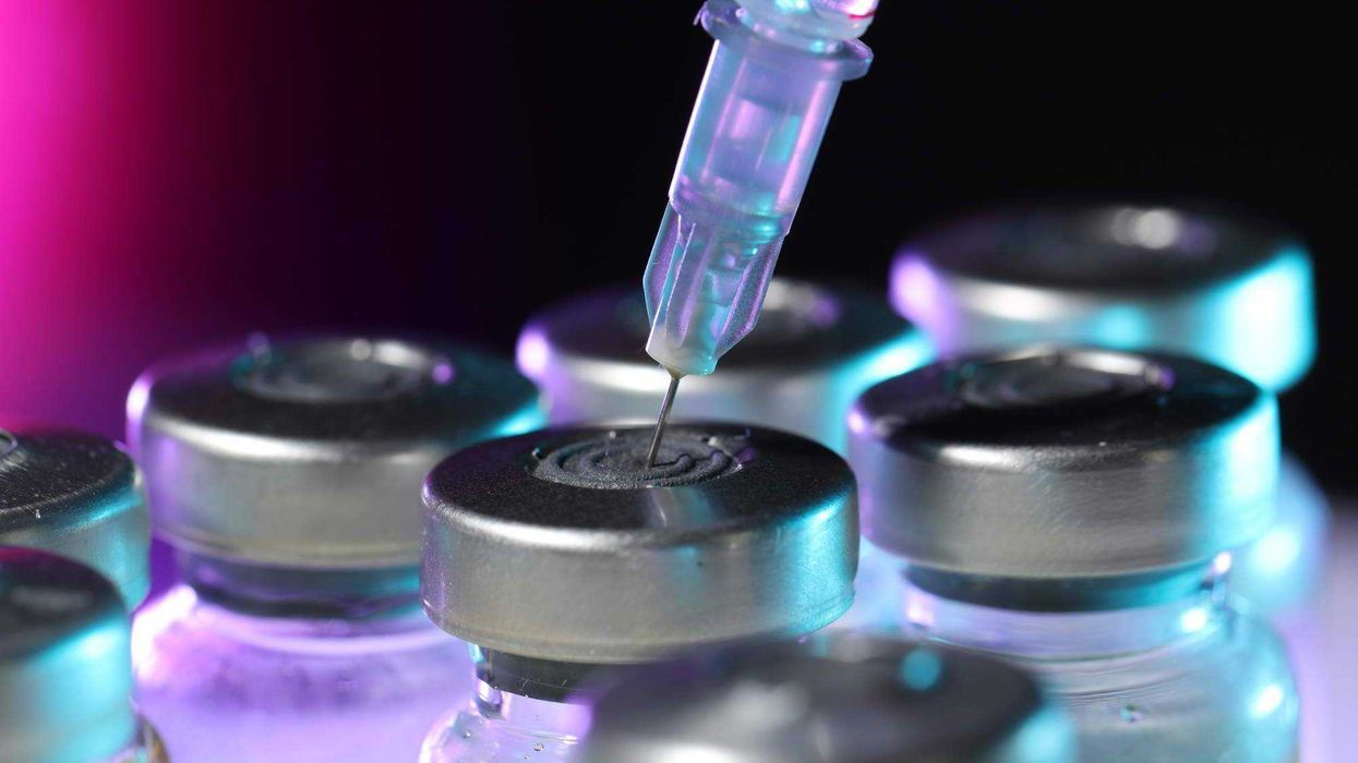 La Comisión de Salud del Senado aprobó por unanimidad exhortar a la Secretaría de Salud a aplicar la vacuna contra el VPH de forma gratuita.