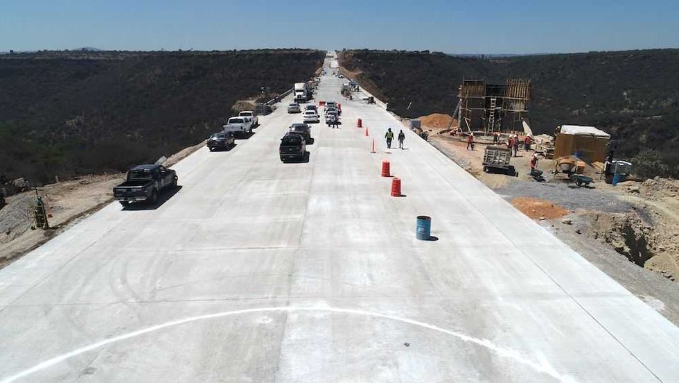 libramiento palmillas apaseo 10