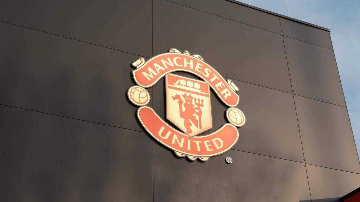 Manchester United busca autorización para alinear a Mbeumo, Diallo y Mazraoui ante Bournemouth antes de su partida a Copa Africana de Naciones que inicia el 21 de diciembre.