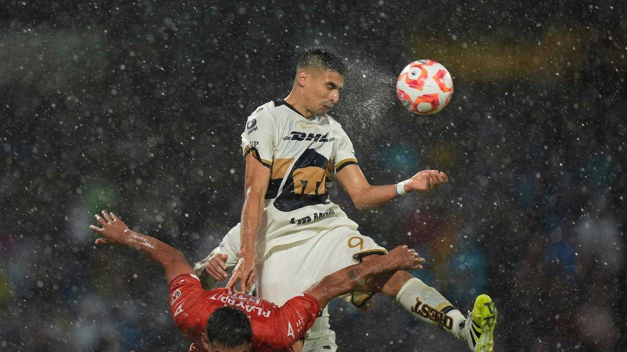 Pumas confirma continuidad de Efraín Juárez rumbo al Clausura 2026. AP.