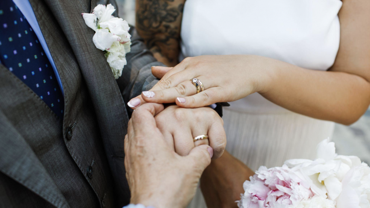 ¿Qué es el retiro por matrimonio de Afore y cómo se puede solicitar? Foto: Ilustrativa/Freepik.