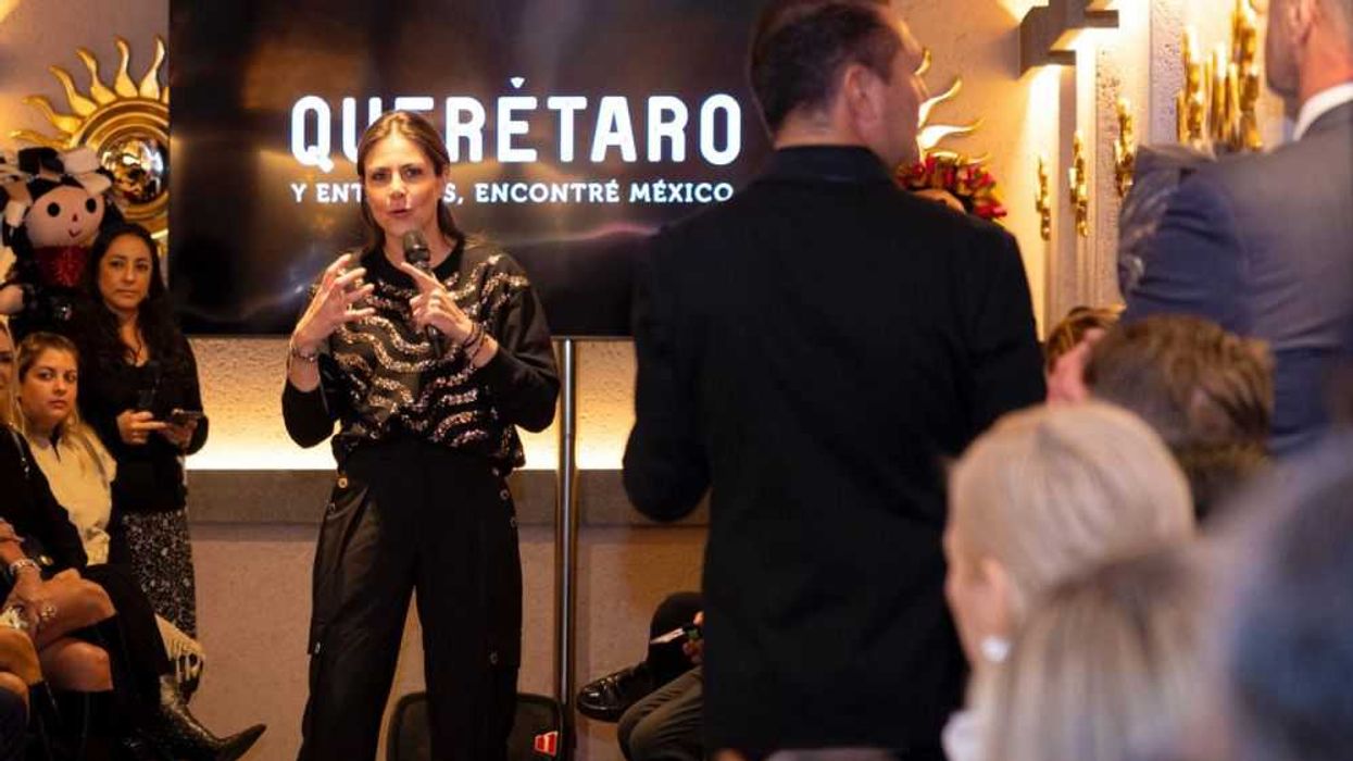 Querétaro resalta su artesanía en alta costura y moda contemporánea.