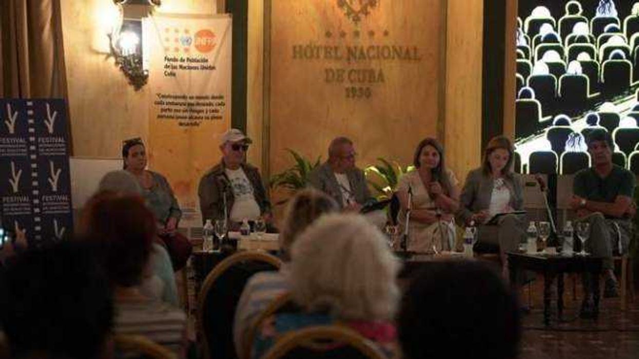 Tender puentes entre ciencia y arte, una apuesta también para el cine. Foto: Ilustrativa/ SEMlac Cuba.